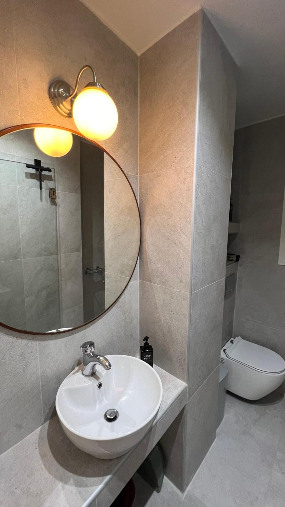 Elizabeth'S Loft Apartment เทสซาโลนิกิ ภายนอก รูปภาพ