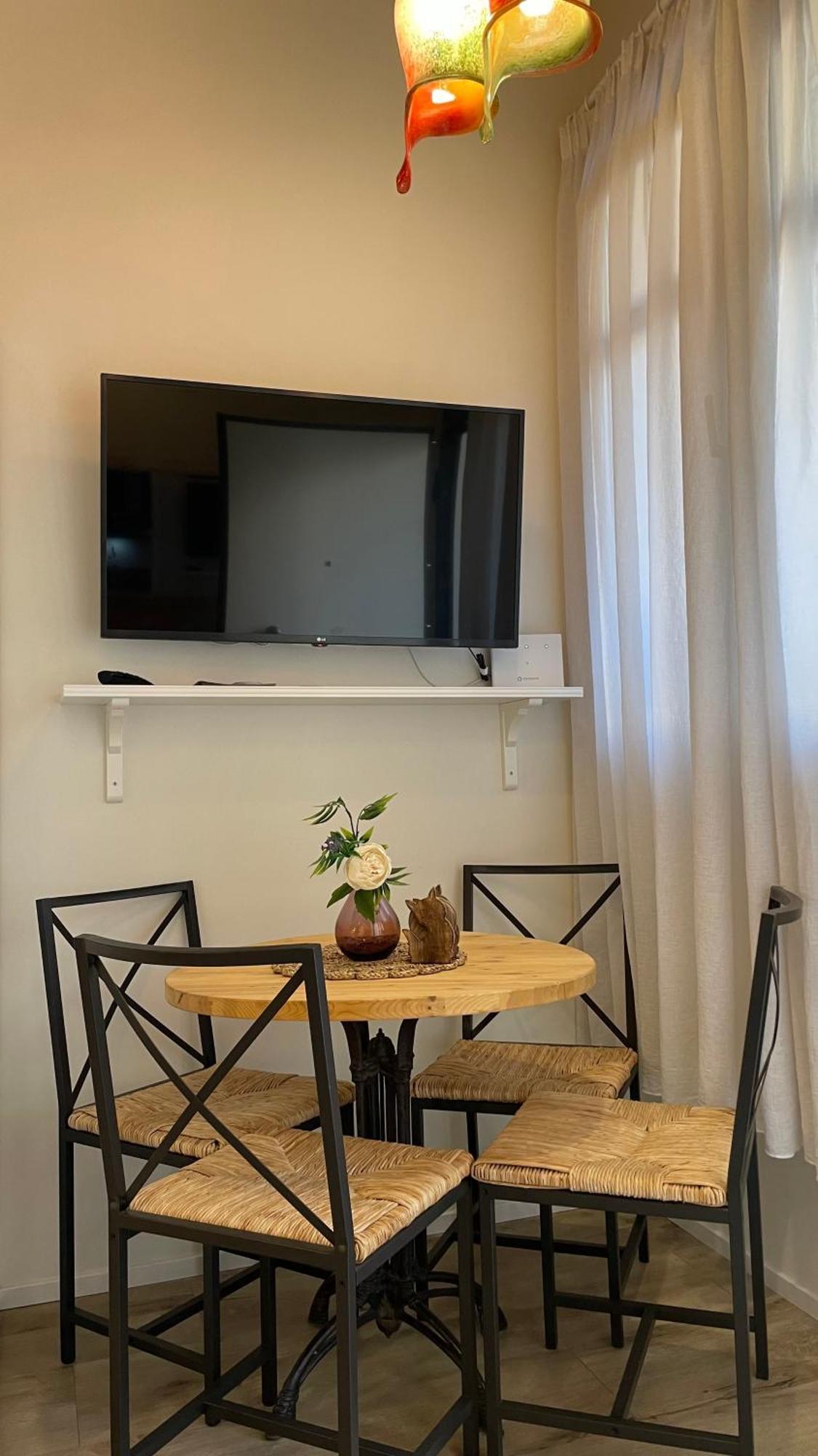 Elizabeth'S Loft Apartment เทสซาโลนิกิ ภายนอก รูปภาพ